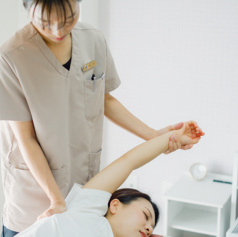 全身totonouコースの施術の様子